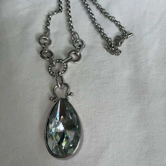 Lula N Lee Long Silver chain necklace with Teardrop Crystal. - Picture 3 of 7